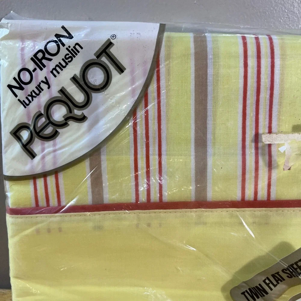 Vtg Pequot Studio Stripe Twin Flat Sheet Yellow Red Tan No-Iron Muslin NOS